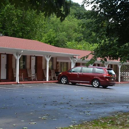 Travelowes Motel - Maggie Valley Bagian luar foto