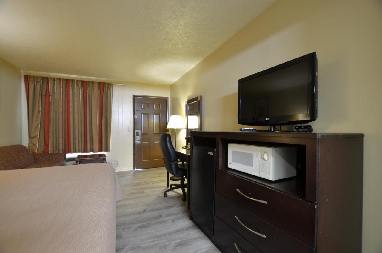 Travelowes Motel - Maggie Valley Bagian luar foto