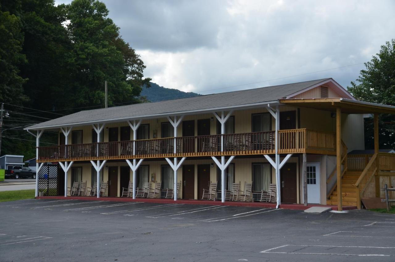 Travelowes Motel - Maggie Valley Bagian luar foto