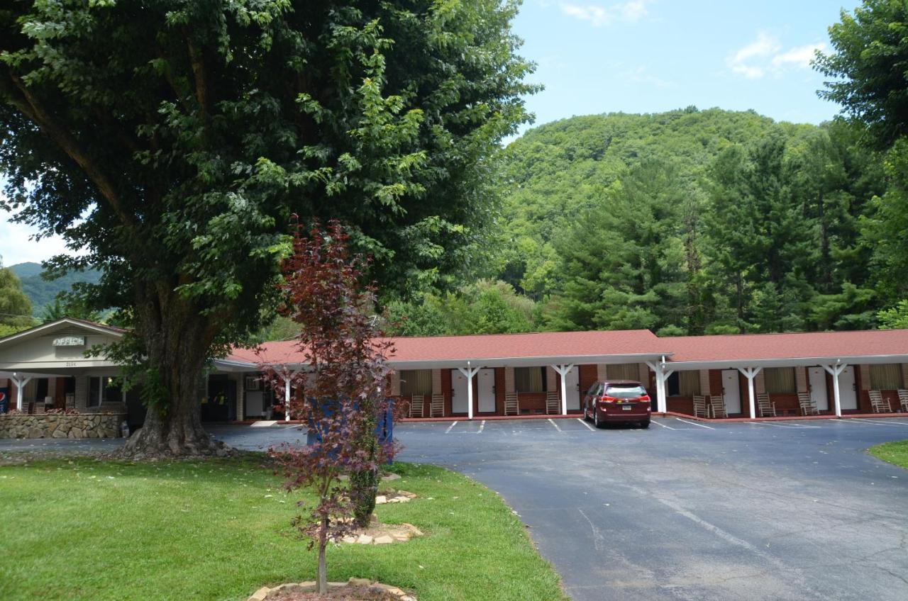 Travelowes Motel - Maggie Valley Bagian luar foto