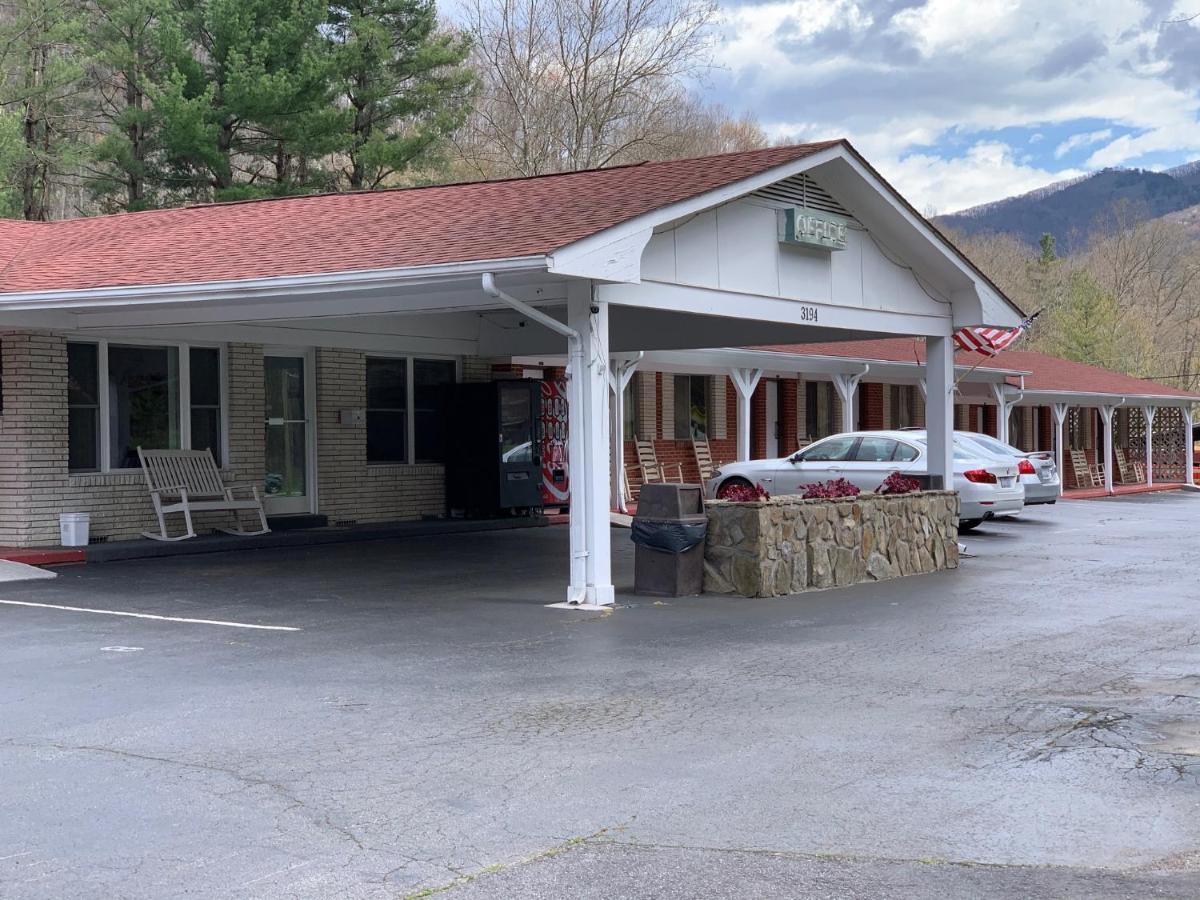 Travelowes Motel - Maggie Valley Bagian luar foto
