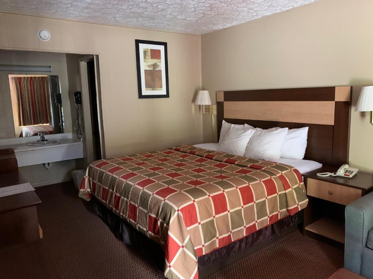 Travelowes Motel - Maggie Valley Bagian luar foto