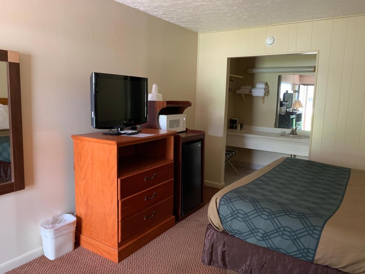 Travelowes Motel - Maggie Valley Bagian luar foto